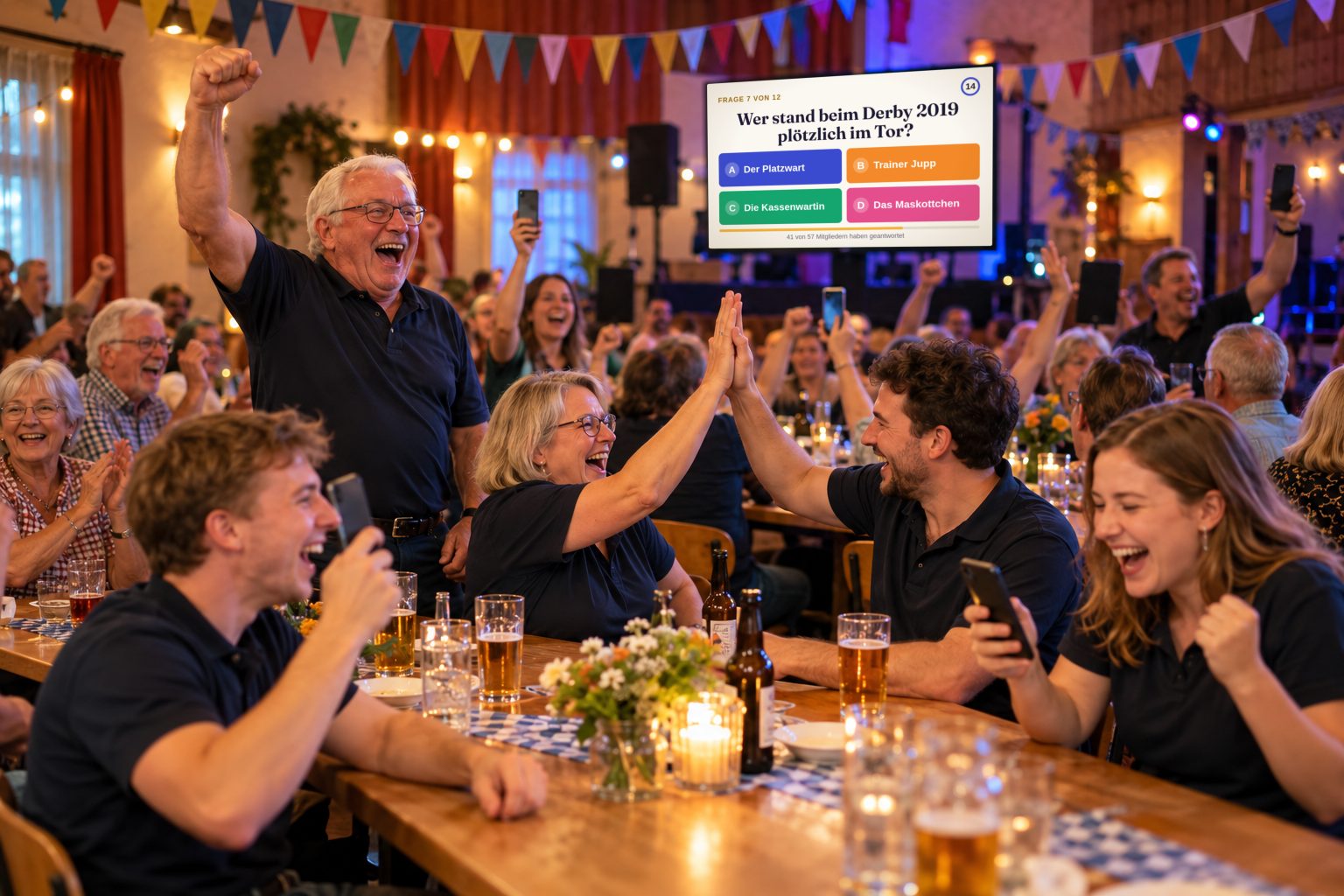 Vereinsmitglieder jubeln bei einer Quizfrage auf dem Vereinsfest.
